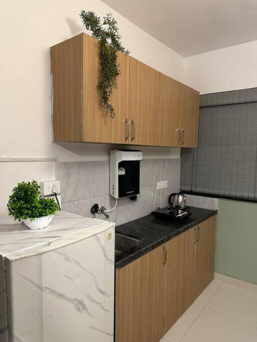 Sage : Private Studio Room In Koregaon Park Pune Zewnętrze zdjęcie